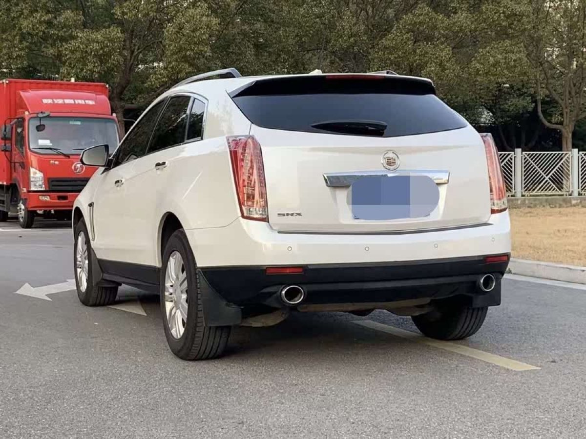 凱迪拉克 SRX  2013款 3.0L 精英型圖片