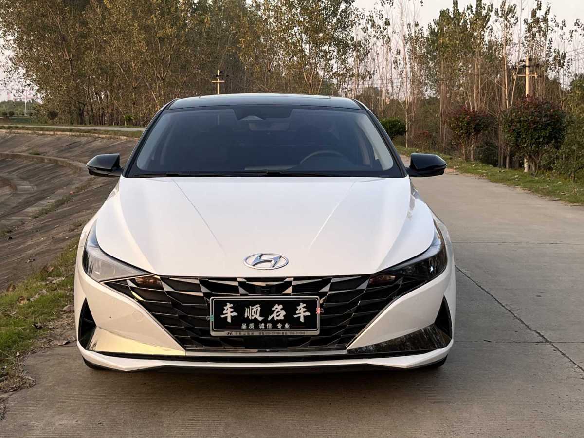 現(xiàn)代 伊蘭特  2022款 1.5L CVT TOP旗艦版圖片