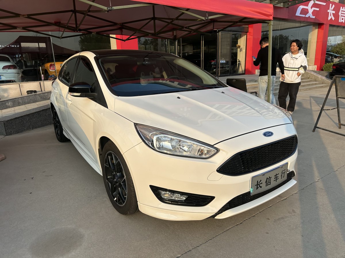 福特 ?？怂? 2017款 兩廂 EcoBoost 180 自動(dòng)精英型圖片