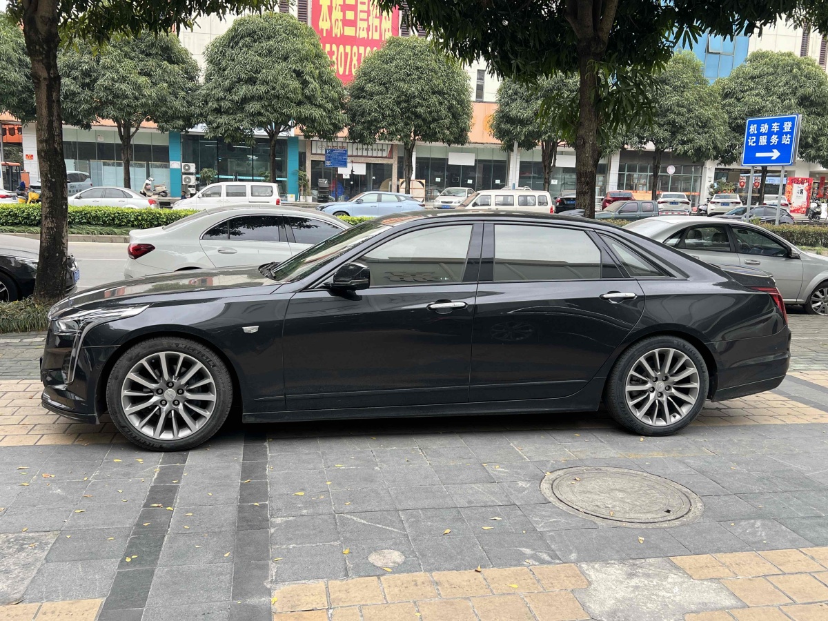 凱迪拉克 CT6  2019款 28T 領(lǐng)先運(yùn)動(dòng)型圖片