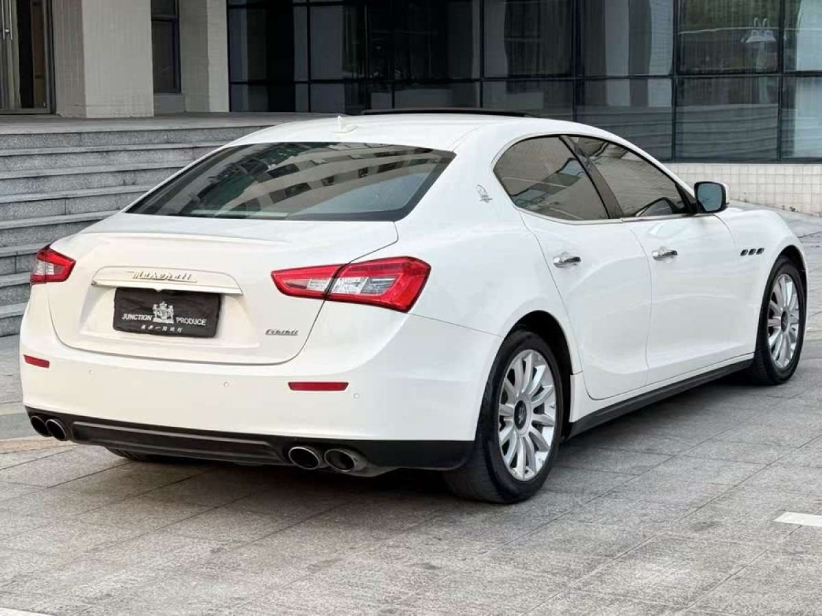 瑪莎拉蒂 Ghibli  2014款 3.0T 標(biāo)準(zhǔn)版圖片