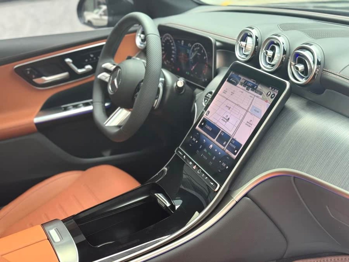 奔馳 奔馳GLC  2024款 改款 GLC 260 L 4MATIC 豪華型 5座圖片