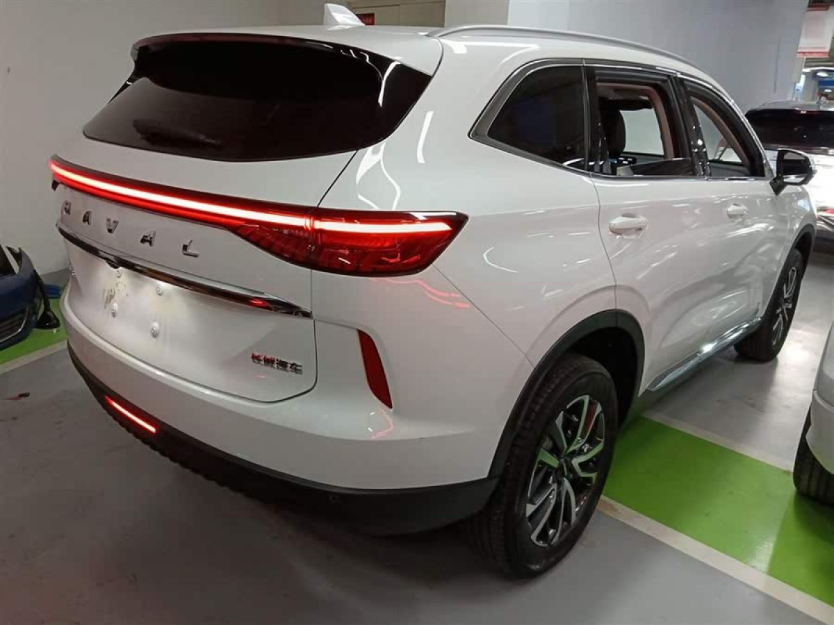 哈弗 H6  2022款 第三代 1.5T 自動兩驅(qū)Max圖片