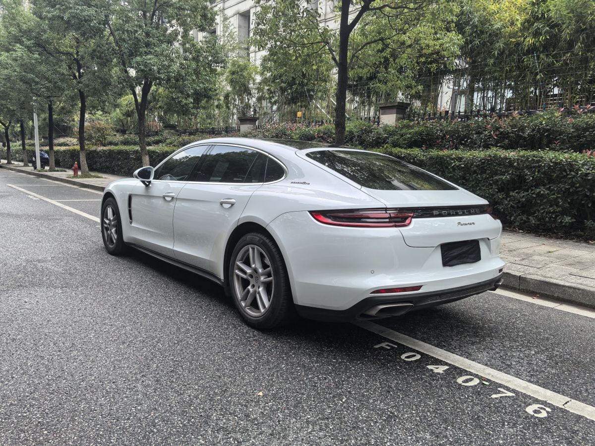 2018年10月保時捷 Panamera  2017款 Panamera 行政加長版 3.0T