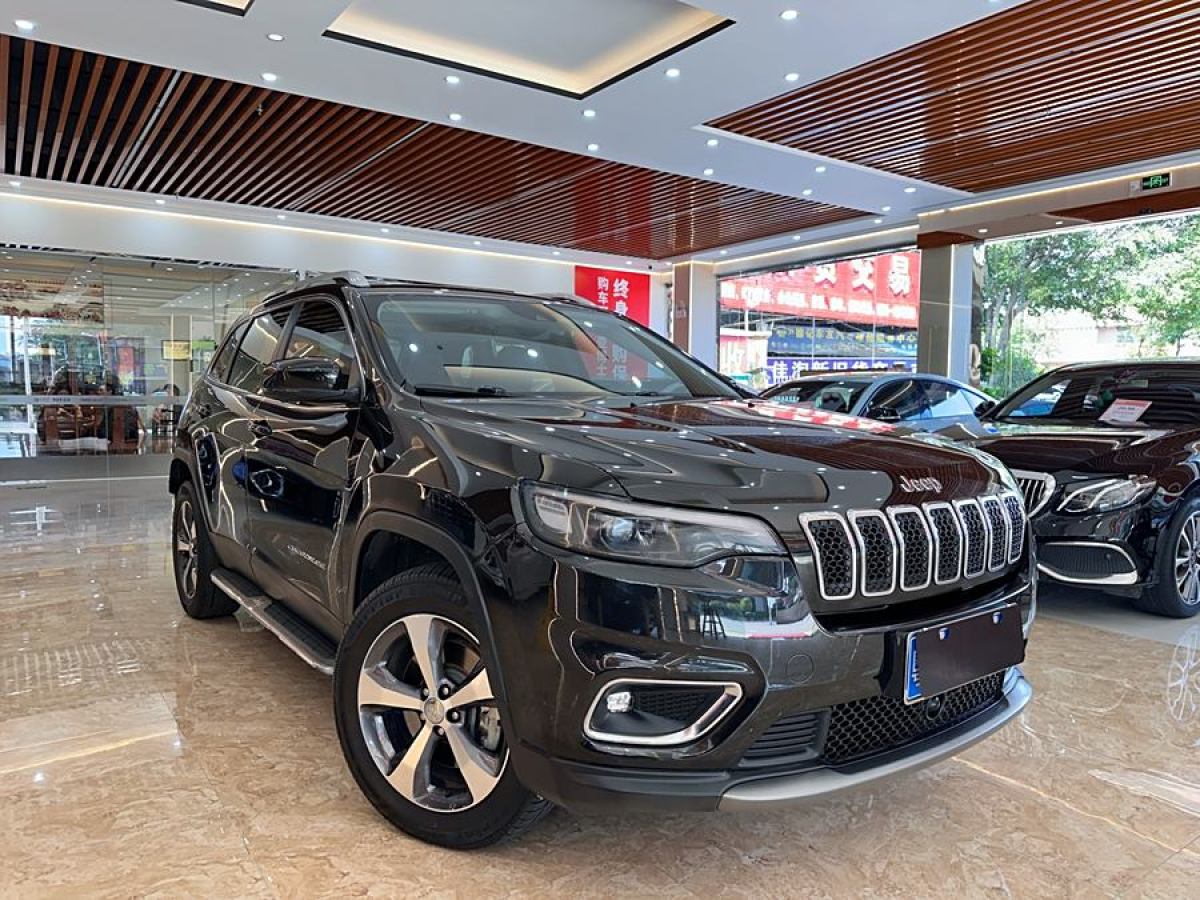 Jeep 自由光  2019款 2.0T 四驅(qū)探享版+自動駕駛智慧包圖片