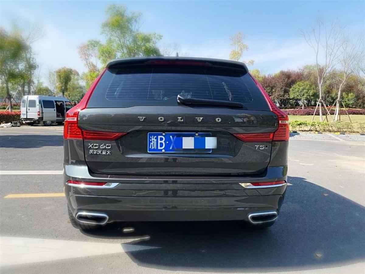 沃爾沃 XC60  2019款  T5 四驅(qū)智逸版 國(guó)VI圖片