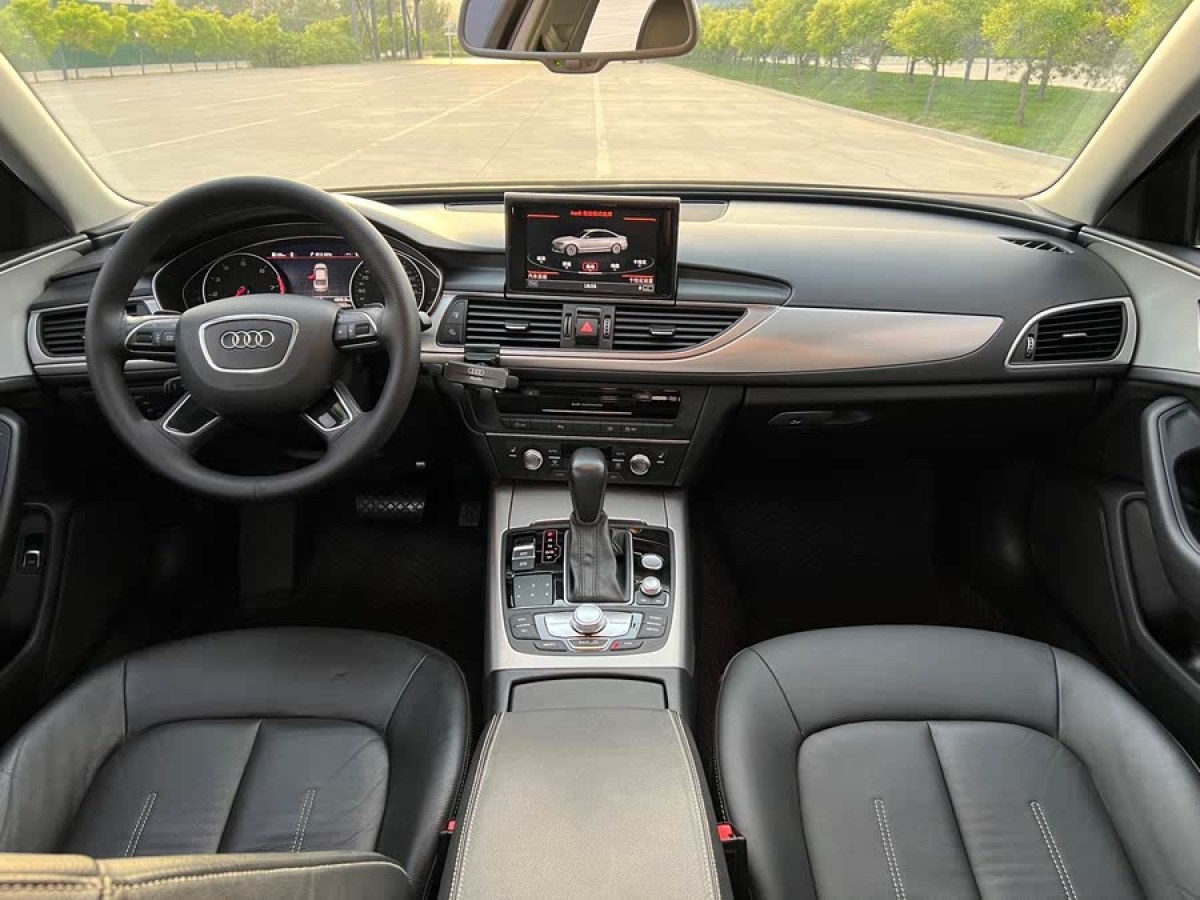 奧迪 奧迪A4L  2018款 30周年年型 30 TFSI 進取型圖片