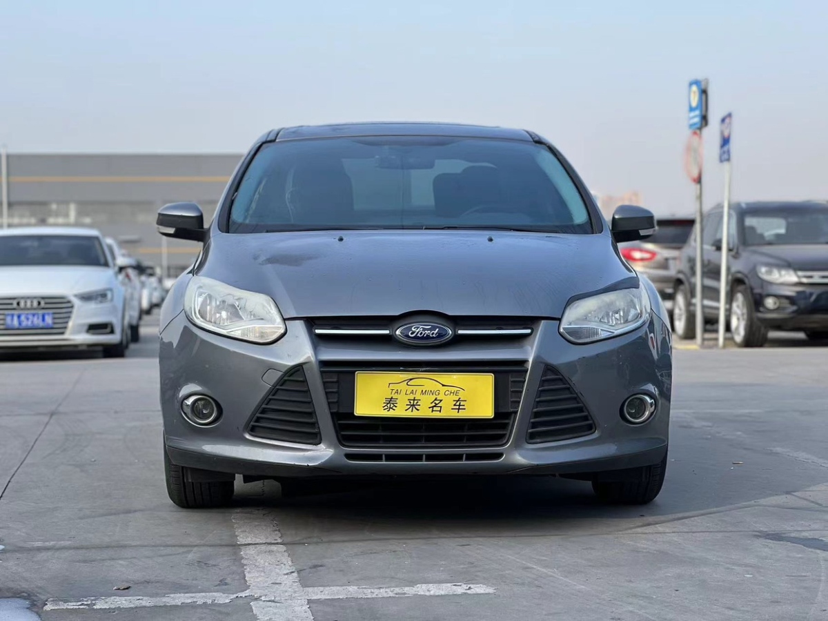 福特 ?？怂? 2015款 三廂 1.6L 自動(dòng)舒適型圖片