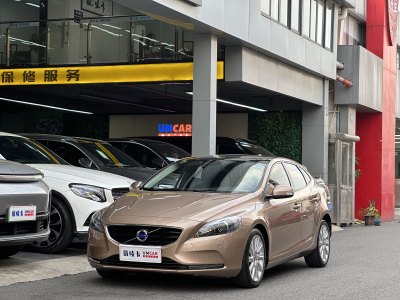 2015年2月 沃爾沃 V40(進(jìn)口) 1.6T 智逸版圖片