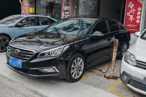 索纳塔 现代 2.0L GLS智能型