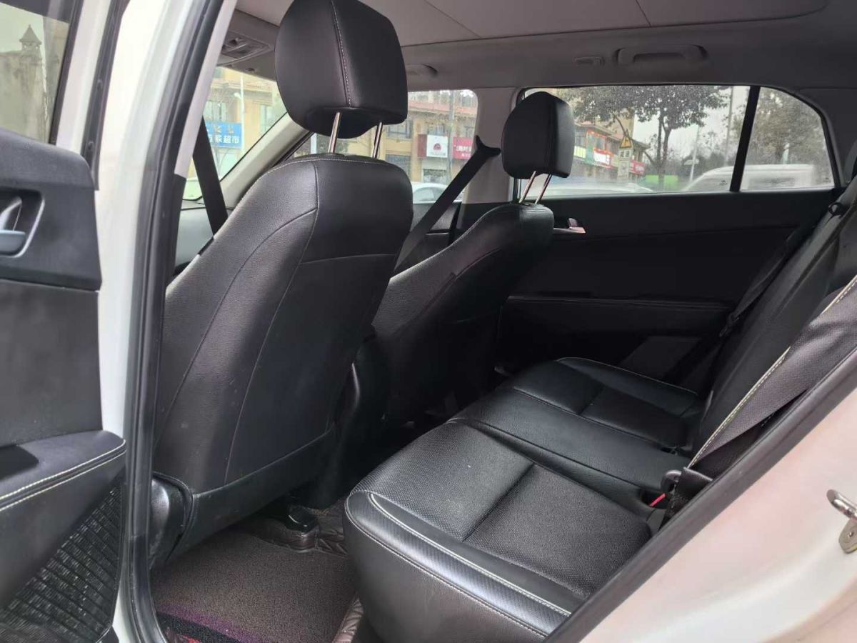 現(xiàn)代 ix25  2019款 1.6L 自動智能型紀念款圖片