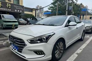 名圖 現(xiàn)代 1.6T 自動(dòng)旗艦型TOP