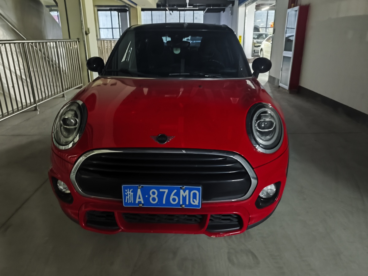 2019年5月MINI MINI  2018款 1.5T COOPER 賽車(chē)手 五門(mén)版