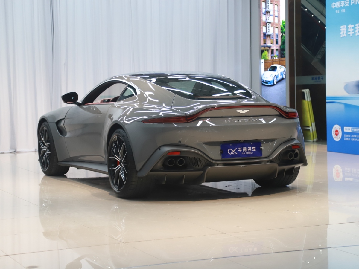 2022年10月阿斯頓·馬丁 V8 Vantage  2022款 4.0T V8 Coupe