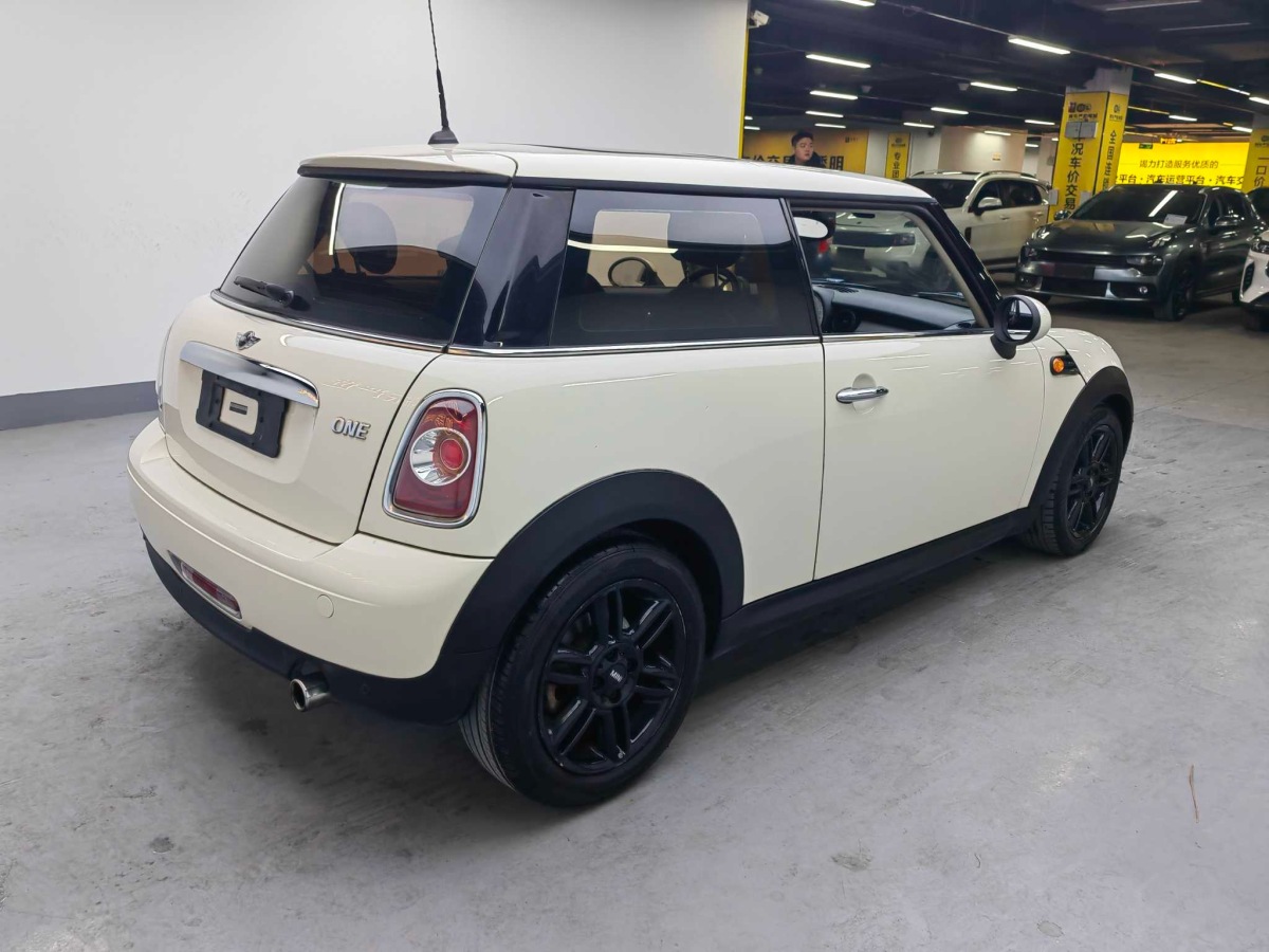 MINI MINI  2013款 1.6L ONE 限量第一款圖片