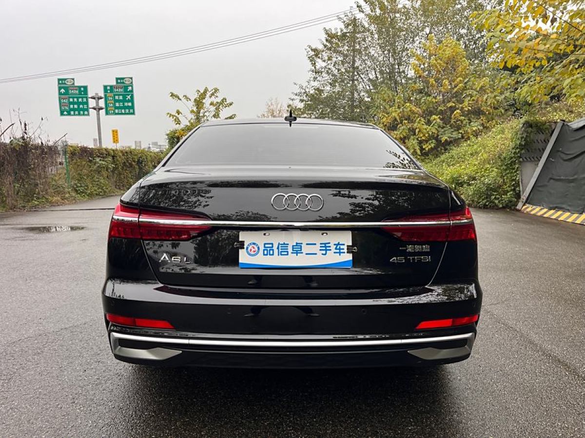 奧迪 奧迪A6L  2023款 改款 45 TFSI 臻選動感型圖片