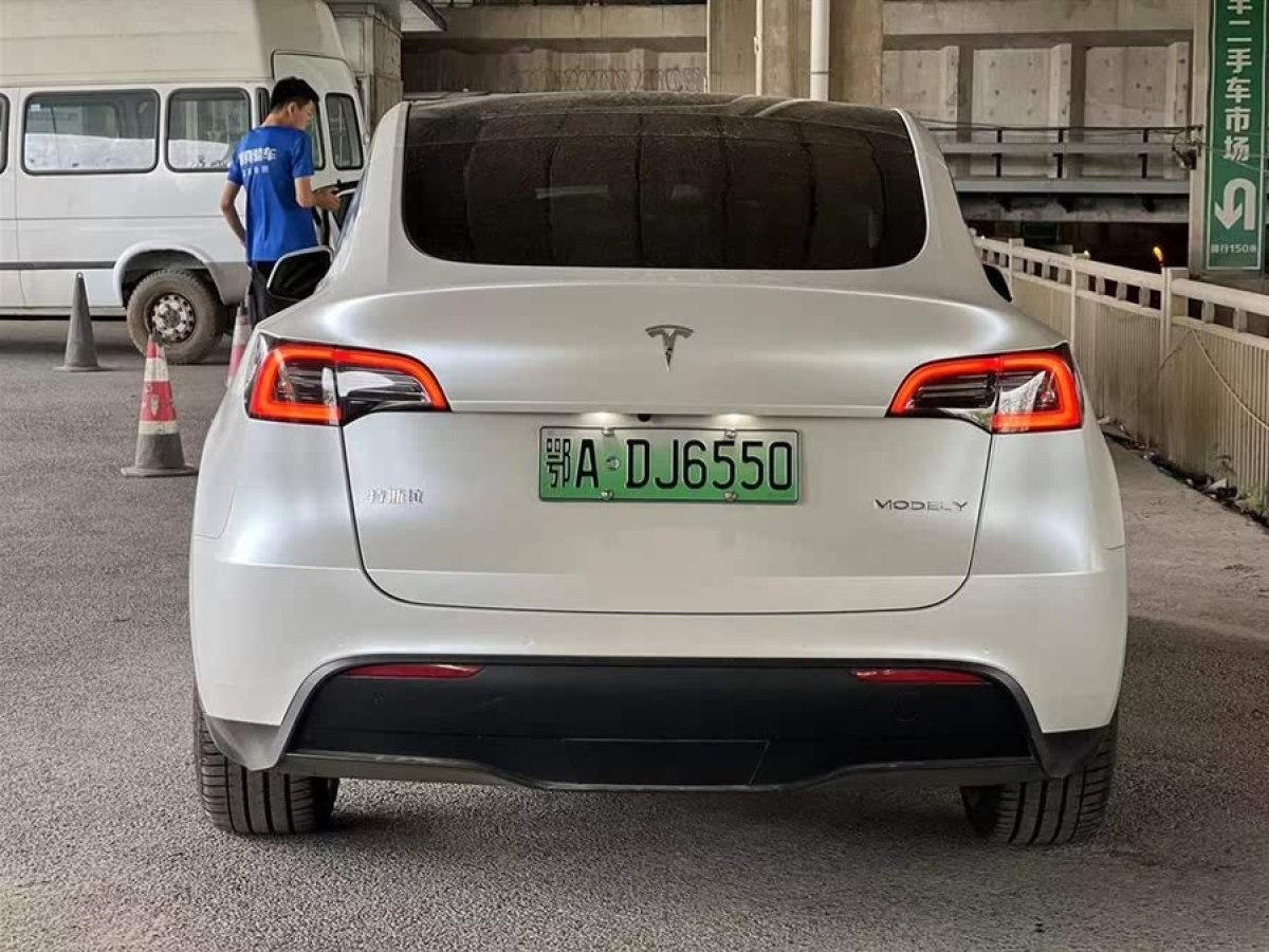 特斯拉 Model Y  2021款 標準續(xù)航后驅(qū)版圖片