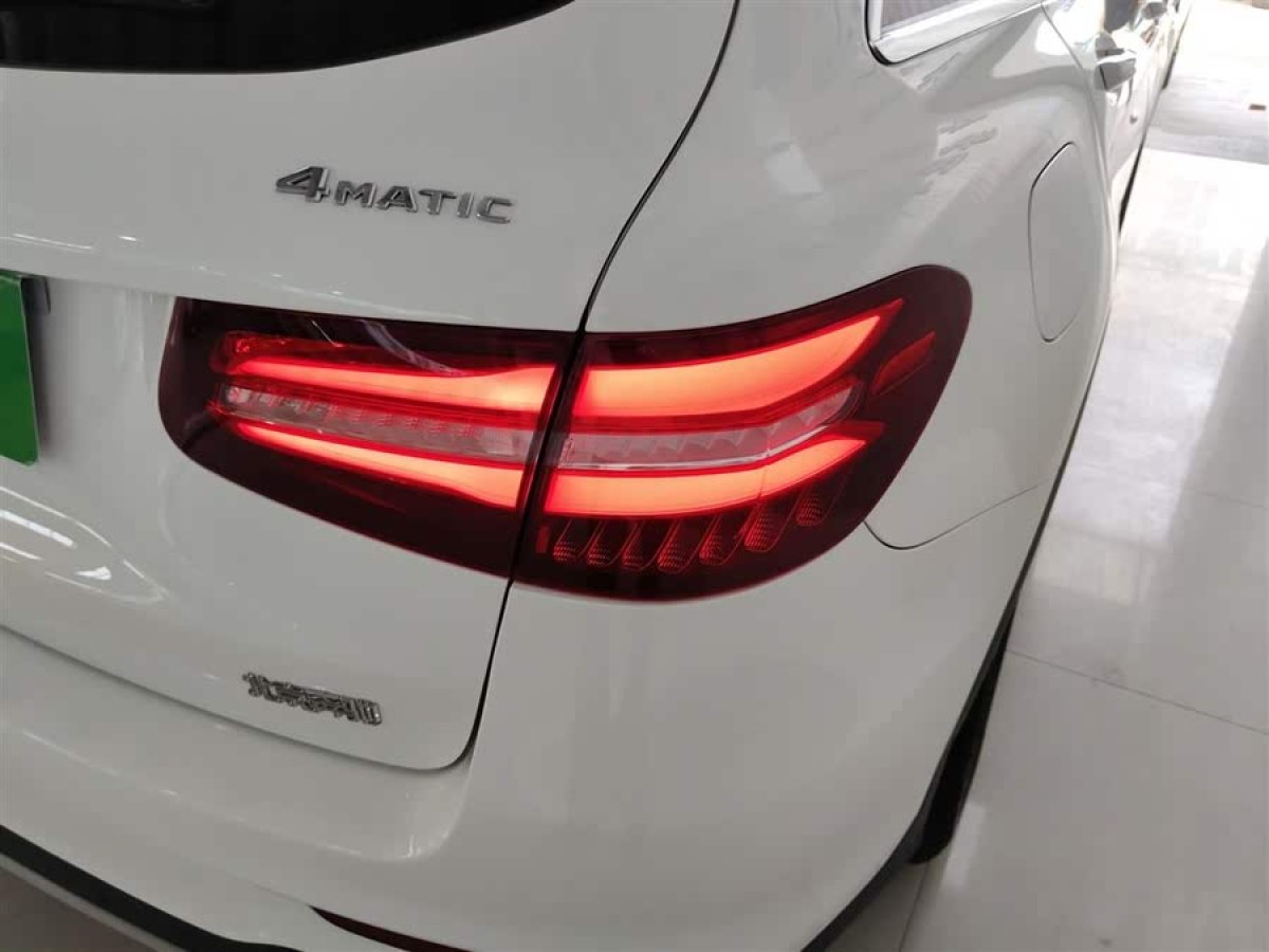 奔馳 奔馳GLC  2017款 GLC 260 4MATIC 豪華型圖片