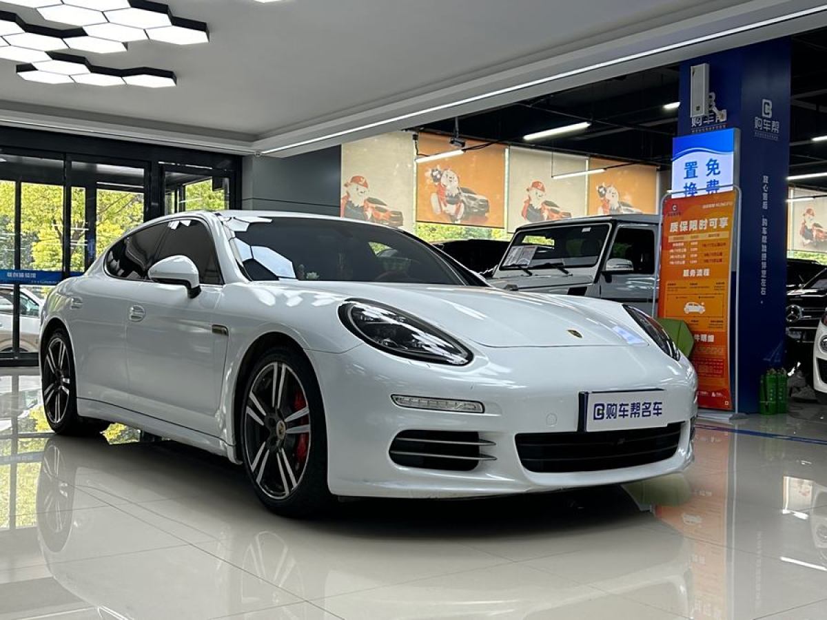 2013年10月保時(shí)捷 Panamera  2014款 Panamera 4 3.0T