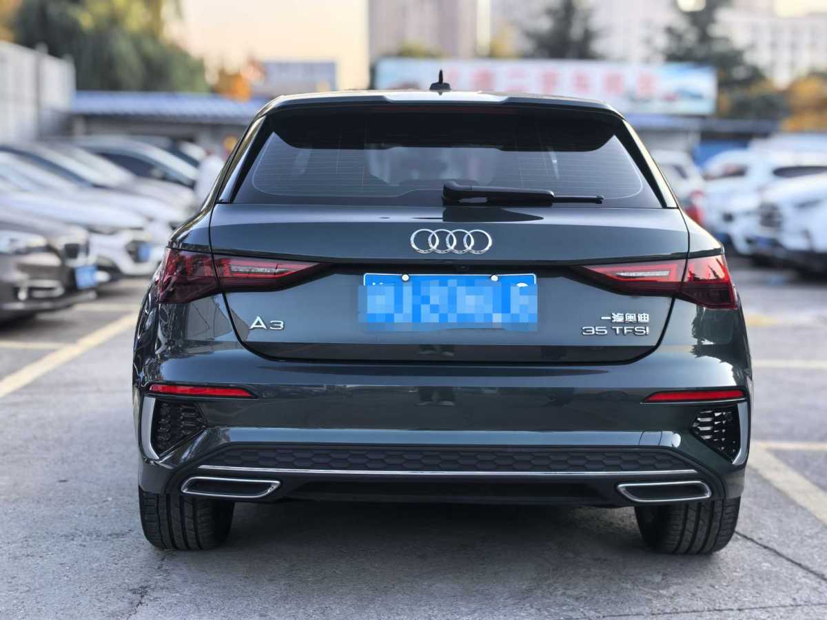 奧迪 奧迪A3  2022款 Sportback 35 TFSI 時(shí)尚運(yùn)動(dòng)型圖片