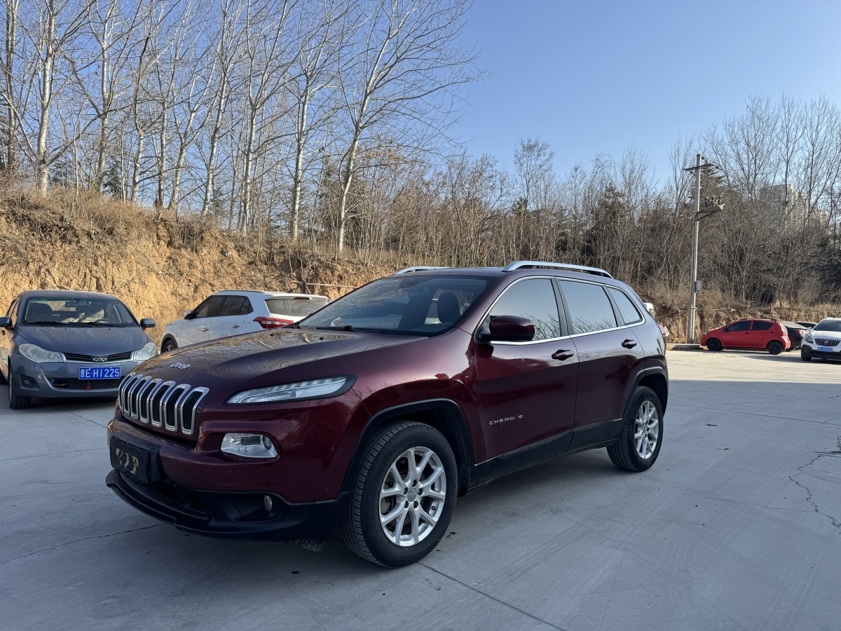 Jeep 自由光  2016款 2.4L 領(lǐng)先版圖片