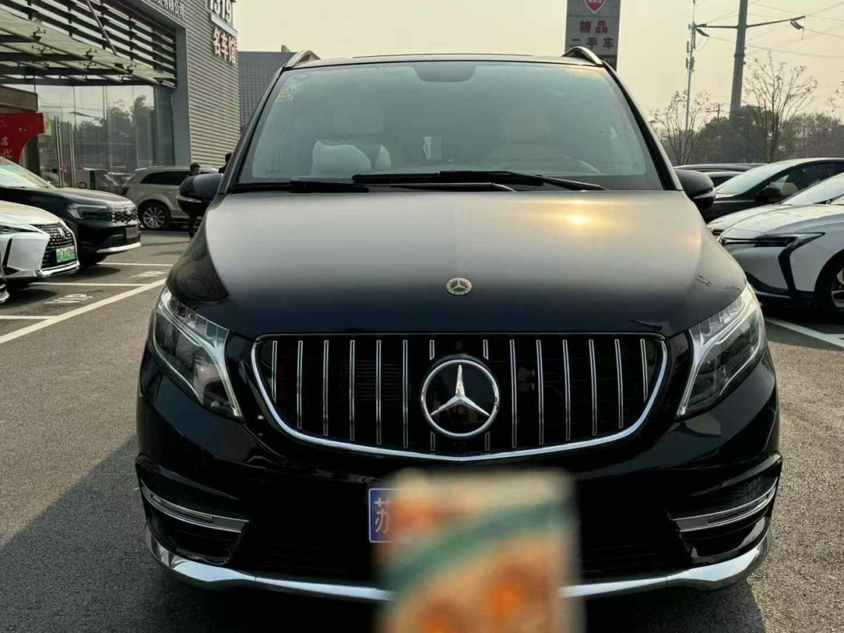 奔馳 奔馳A級(jí)  2019款  A 220 L 4MATIC 運(yùn)動(dòng)轎車圖片