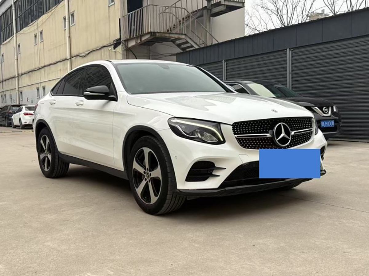 奔馳 奔馳GLC  2022款 改款 GLC 300 4MATIC 轎跑SUV圖片