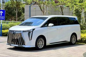 上汽大通MAXUS T90房車 上汽大通 2.0T探索家T90縱橫越野綠-防爆漆