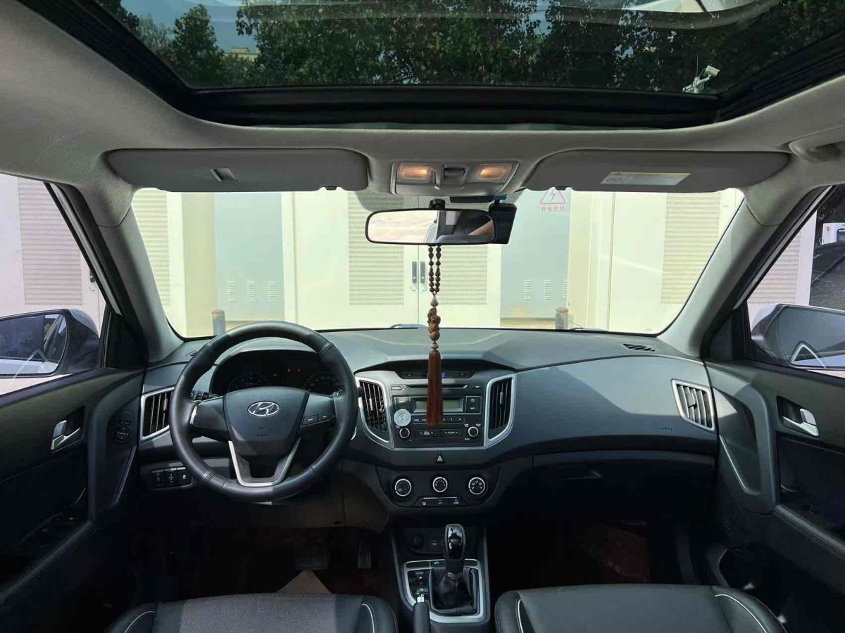 现代 ix25  2015款 1.6L 自动两驱智能型GLS图片