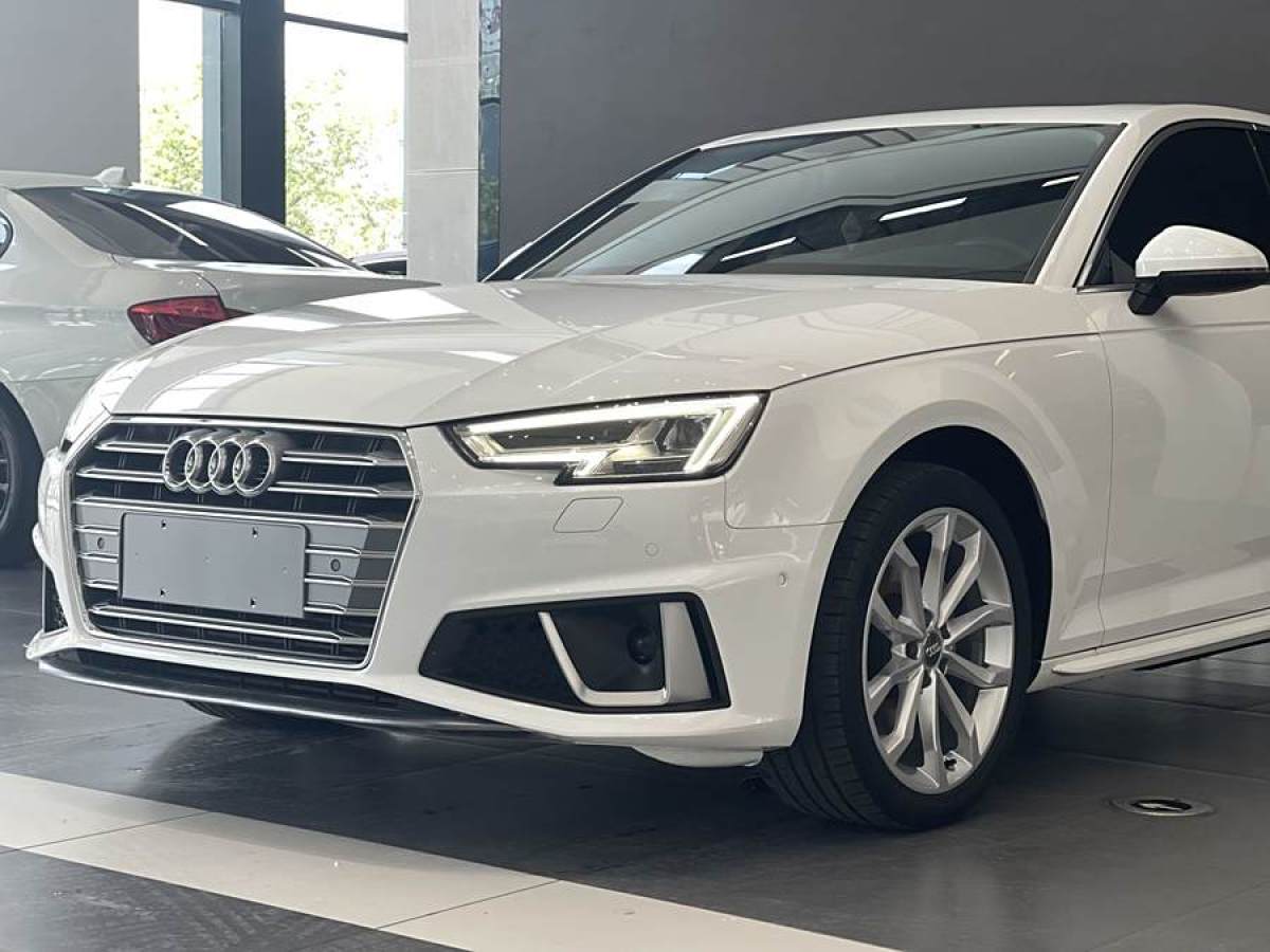 2019年7月奧迪 奧迪A4L  2019款 40 TFSI 時尚型 國VI