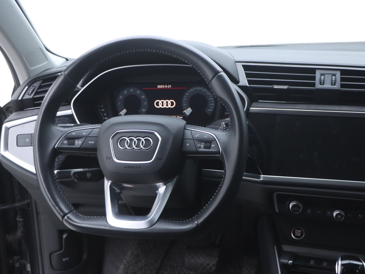 奧迪 奧迪Q3  2024款 35 TFSI 時(shí)尚動(dòng)感型圖片