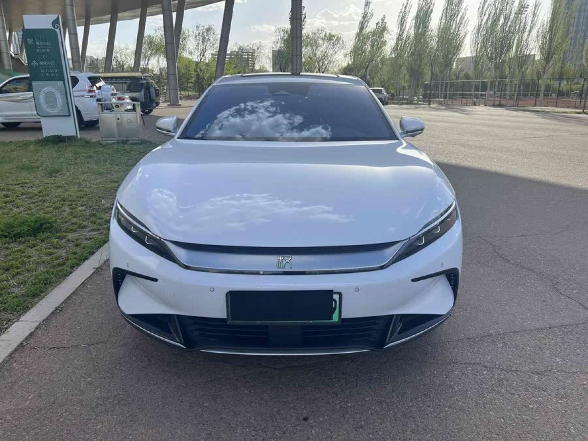 比亞迪 漢  2023款 EV 冠軍版 605KM前驅(qū)尊貴型圖片