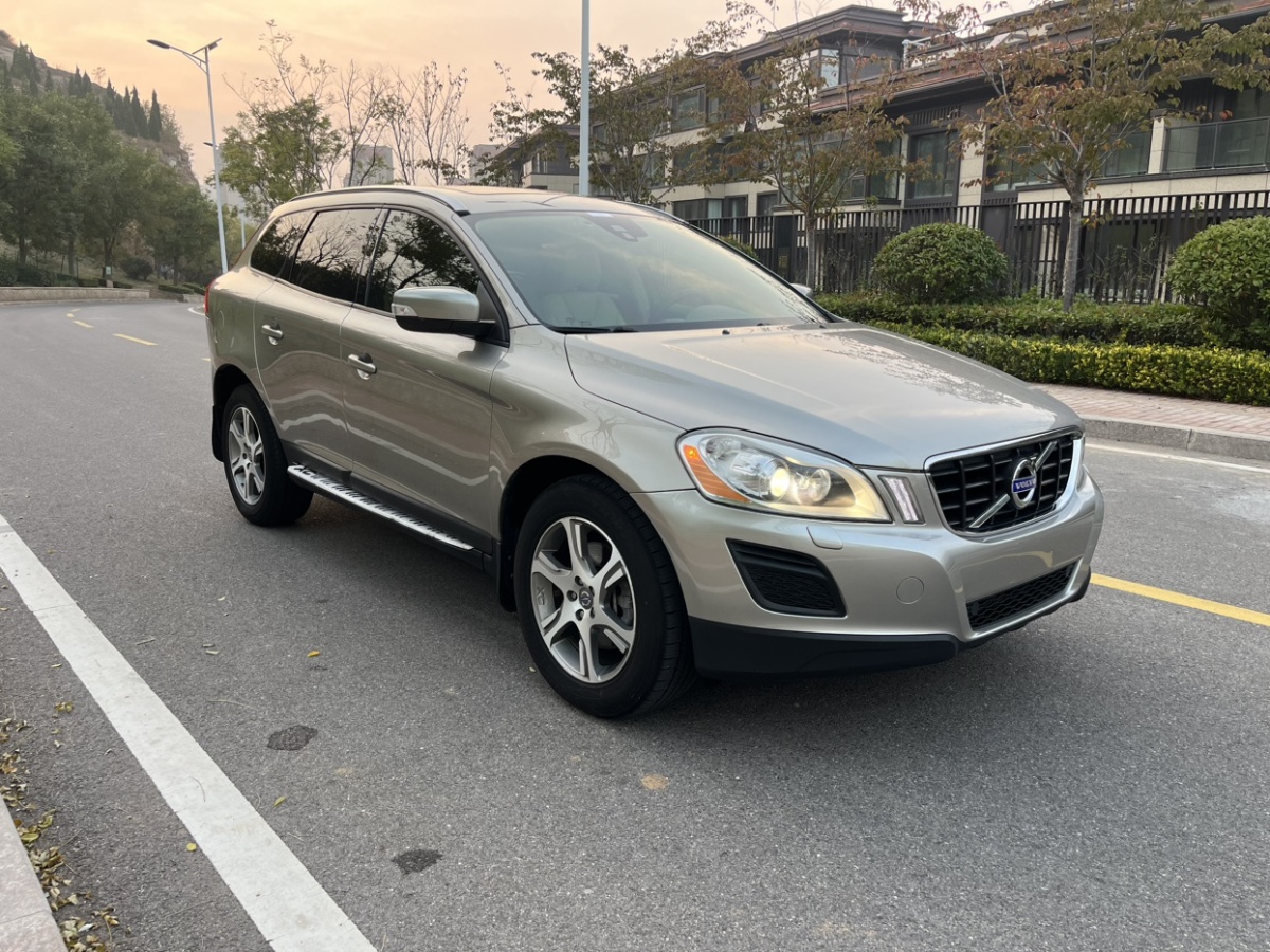 沃爾沃 XC60  2013款 T5 舒適版圖片