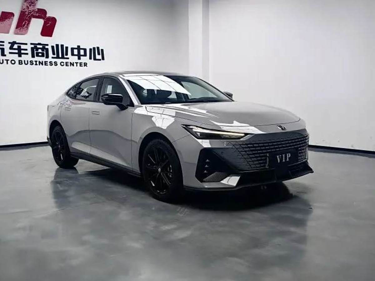 長(zhǎng)安 長(zhǎng)安UNI-V 智電iDD  2023款 智電iDD 1.5T 113km智趣型圖片