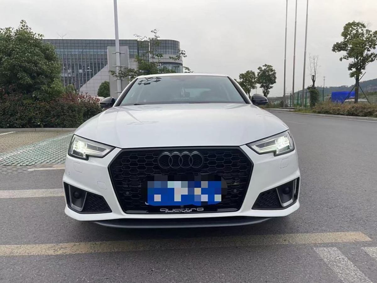 2019年3月奧迪 奧迪A4L  2019款 45 TFSI quattro 個(gè)性運(yùn)動版 國VI