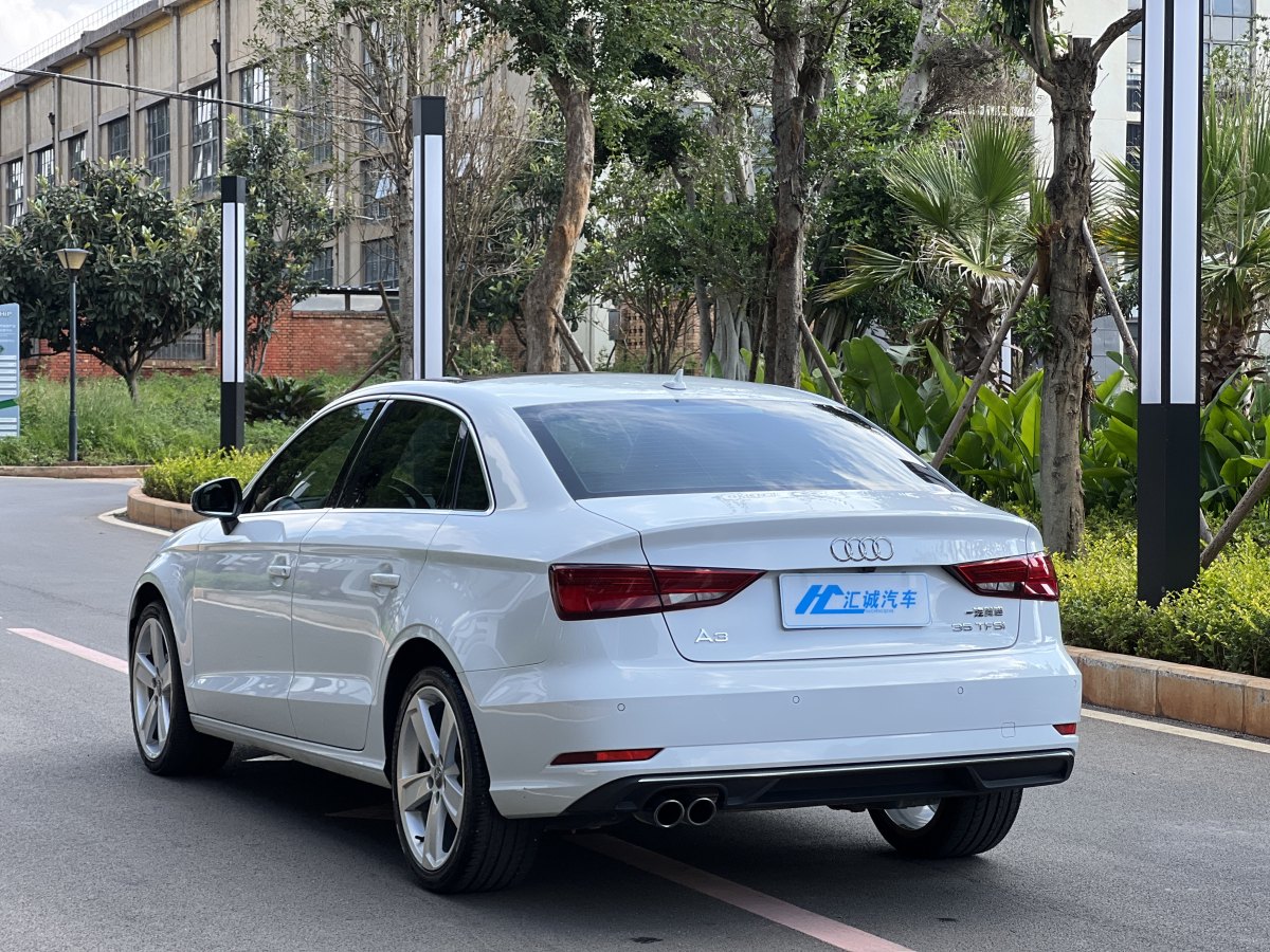 2019年4月奧迪 奧迪A3  2018款 30周年年型 Limousine 35 TFSI 風尚型