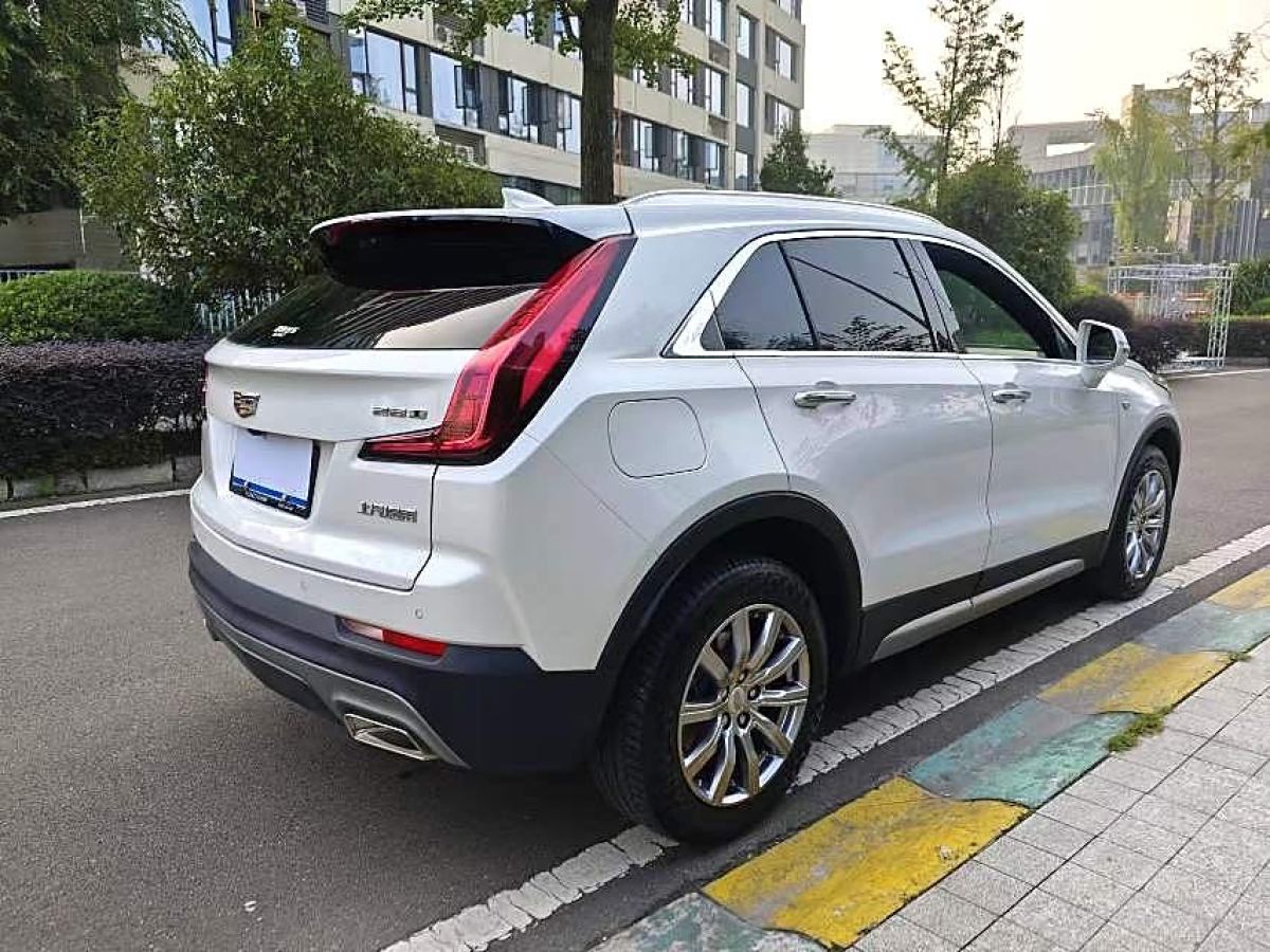 凱迪拉克 XT4  2021款 28T 兩驅(qū)領(lǐng)先型圖片