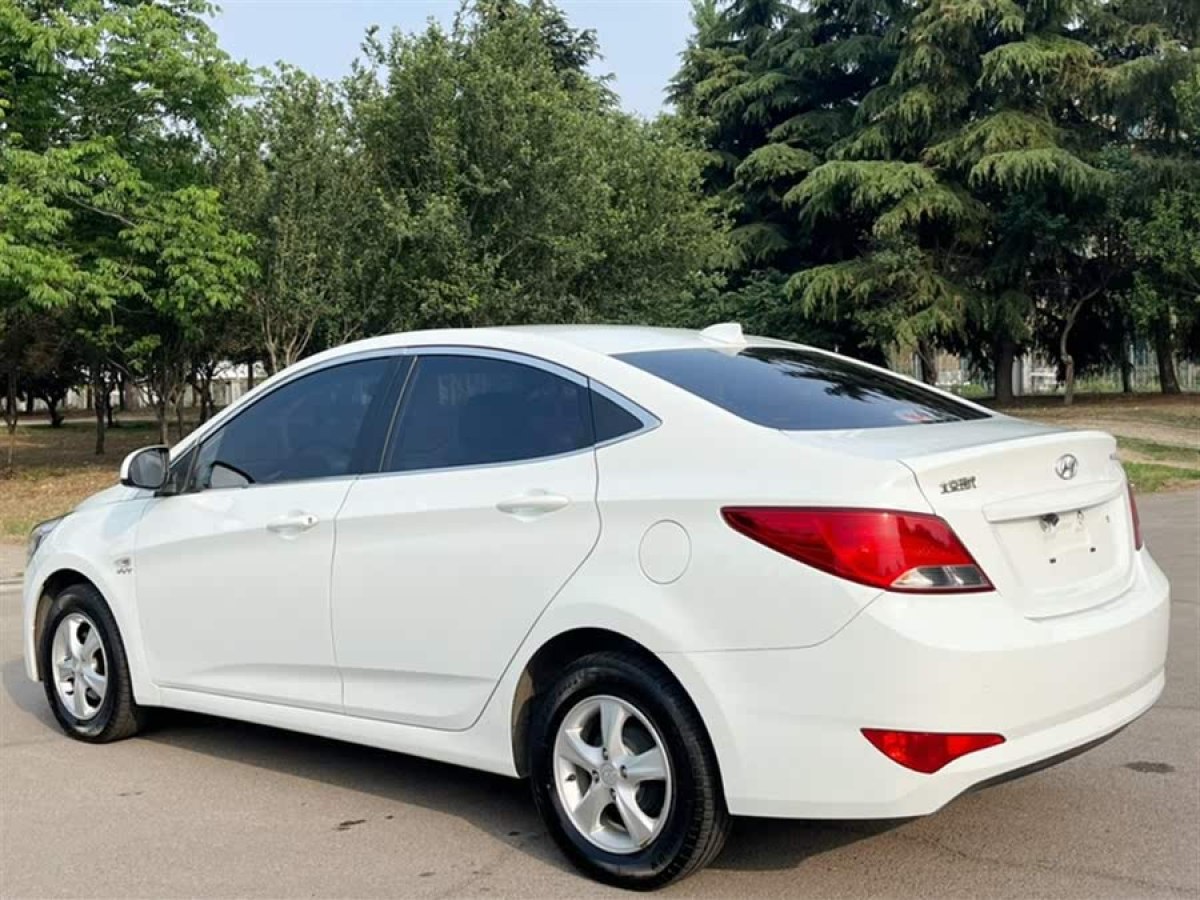 現(xiàn)代 瑞納  2014款 1.4L 自動智能型GLS圖片