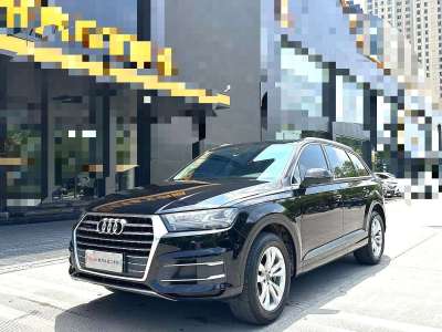 奧迪 奧迪Q7(進(jìn)口) 40 TFSI S line運(yùn)動(dòng)型圖片