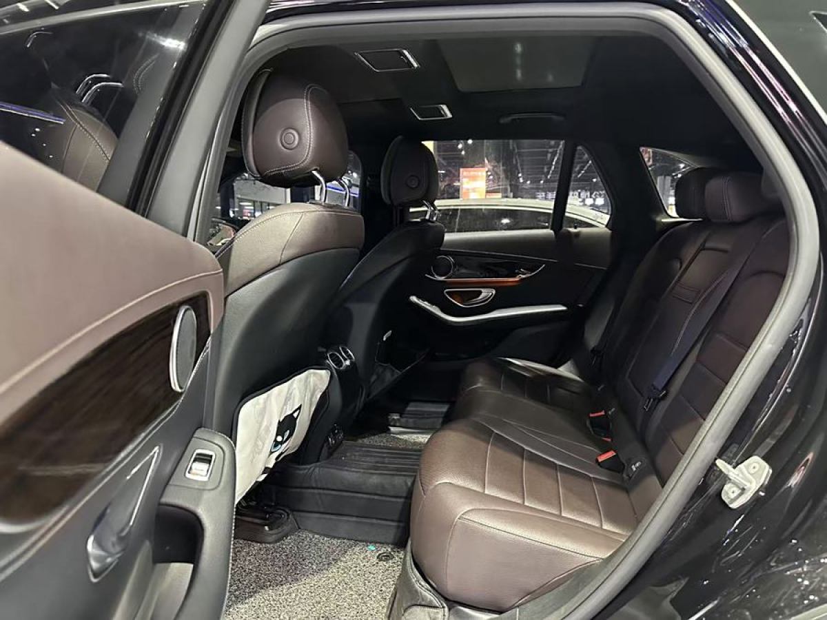 奔馳 奔馳GLC  2019款 GLC 260 4MATIC 動(dòng)感型圖片