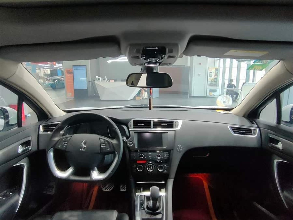 DS DS 6  2014款 1.6T 豪華版THP160圖片