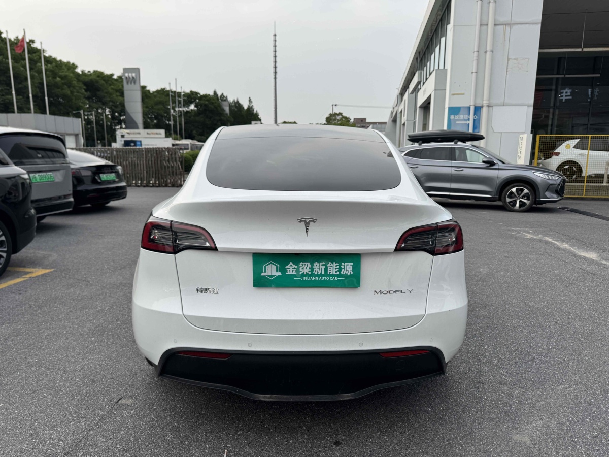 特斯拉 Model Y  2022款 改款 后輪驅(qū)動(dòng)版圖片