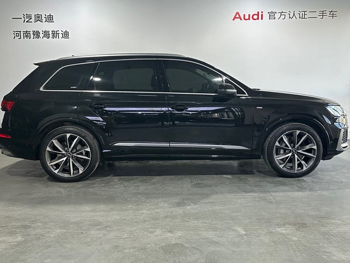 奧迪 奧迪Q7  2024款 55 TFSI quattro S line運動型圖片