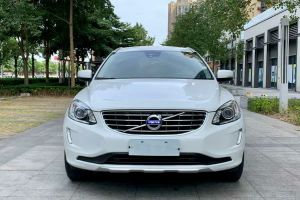 XC60 沃爾沃 2.0T T5 個(gè)性運(yùn)動(dòng)版(改款)