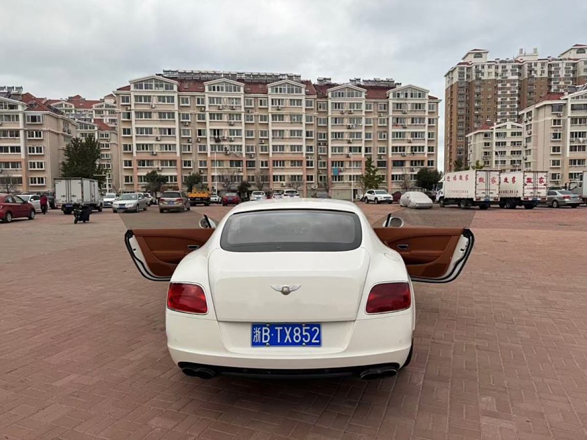 賓利 歐陸  2014款 4.0T GT V8 S 標(biāo)準(zhǔn)版圖片