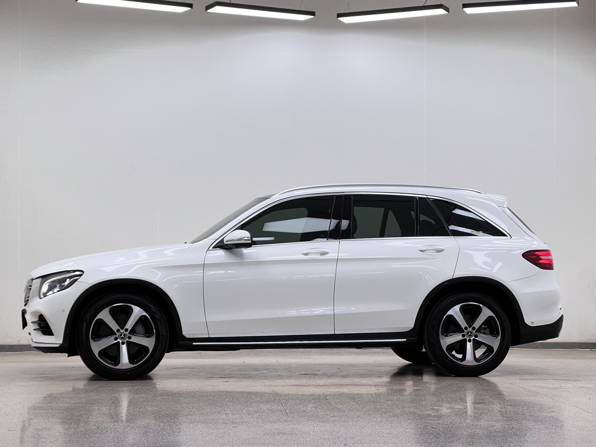 奔馳 奔馳GLC  2018款 改款 GLC 260 4MATIC 豪華型圖片