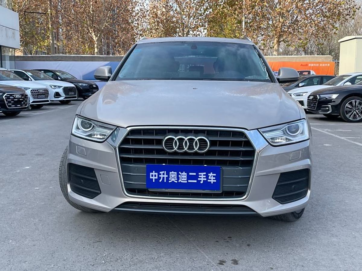 奧迪 奧迪Q3  2017款 35 TFSI 時(shí)尚型圖片