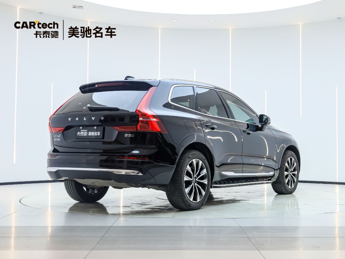 沃爾沃 XC60  2024款 B5 四驅(qū)智遠(yuǎn)豪華版圖片