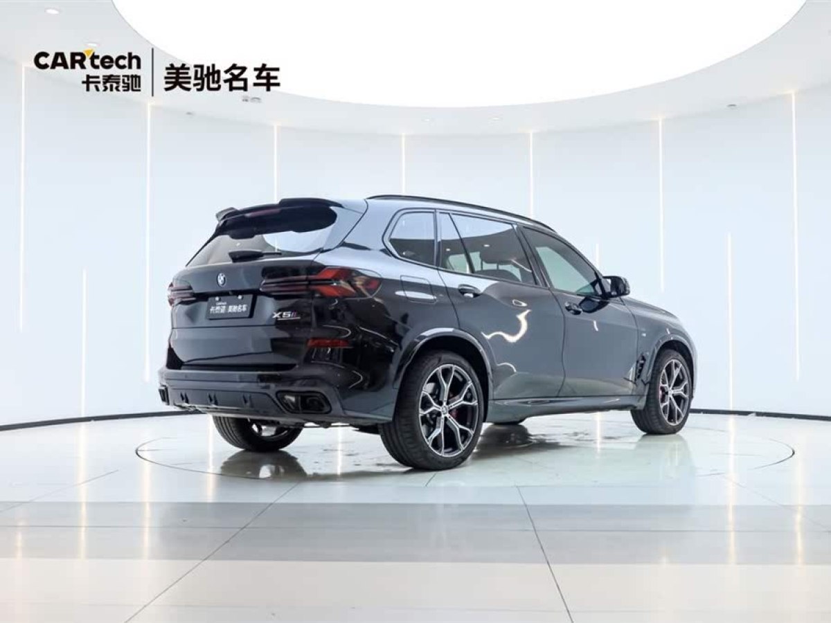 寶馬 寶馬X5  2023款 xDrive 30Li 尊享型M運動曜夜套裝圖片