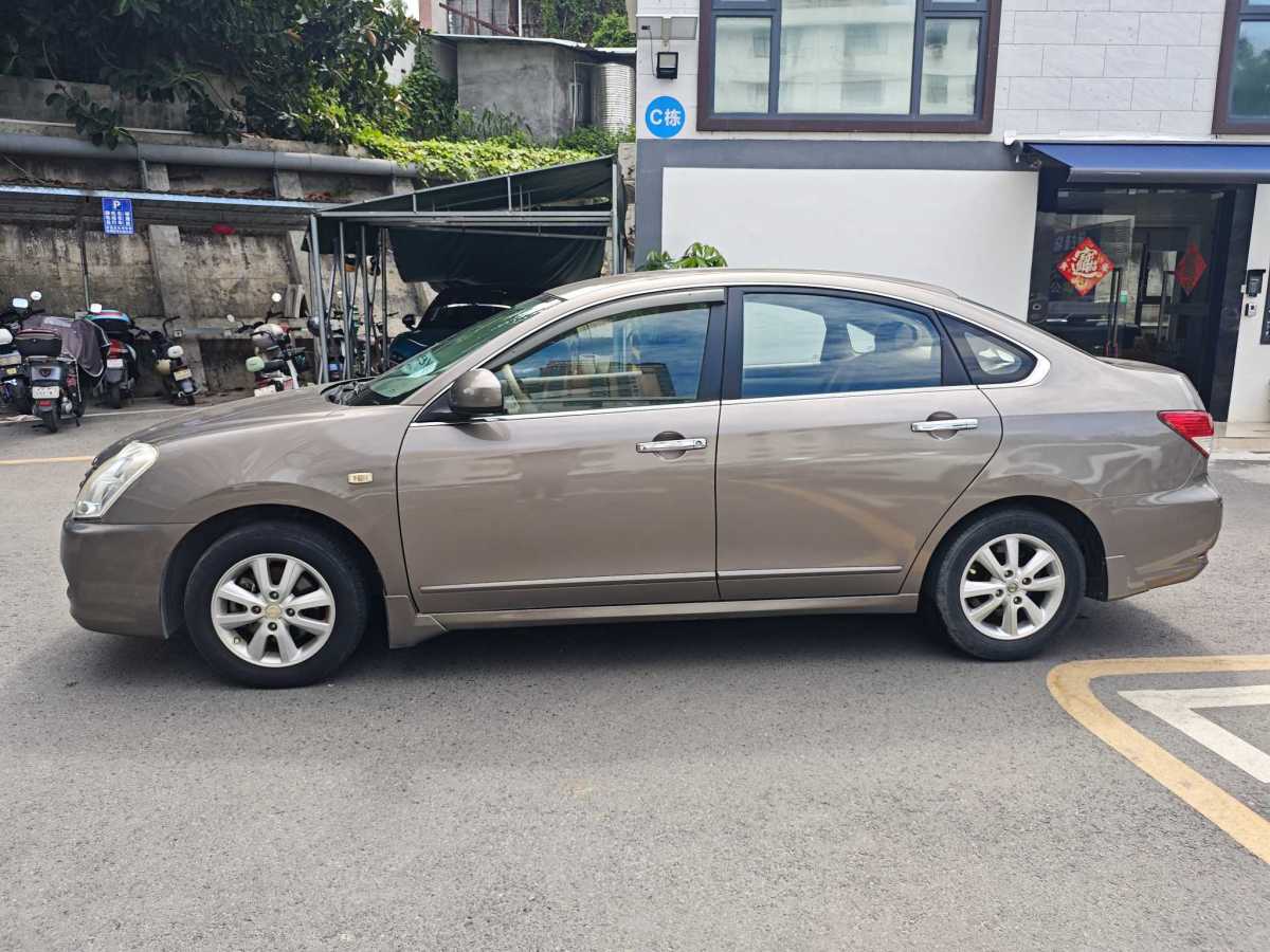 日產(chǎn) 軒逸  2012款 經(jīng)典 1.6XE 手動舒適版圖片